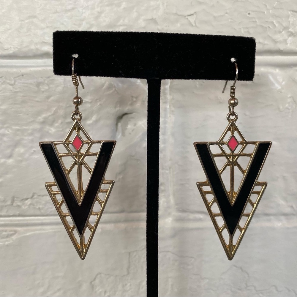Gold Aztec pattern earrings - Picture 4 of 5